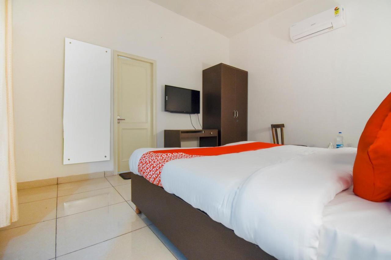 Oyo 75460 Sky High Residency Otel Ludhiana Dış mekan fotoğraf