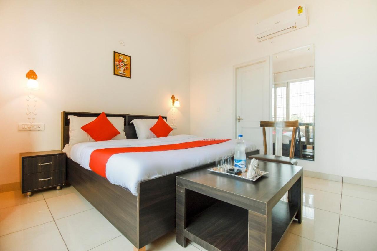 Oyo 75460 Sky High Residency Otel Ludhiana Dış mekan fotoğraf